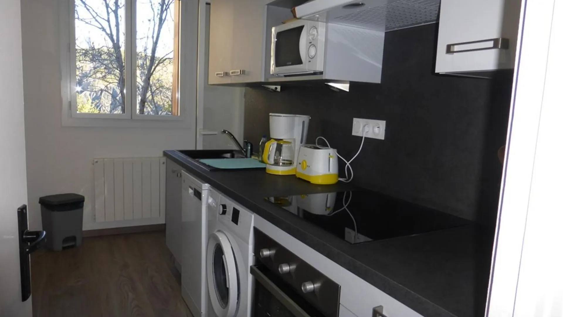 Studio Cabine Au Sauze, Proche Pistes, 4 Couchages - Fr-1-804-2 Enchastrayes Apartment